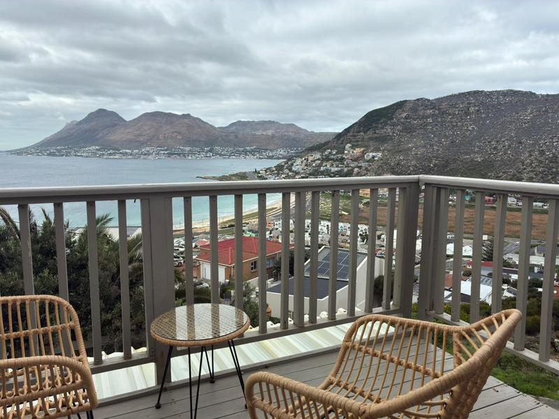 3 Bedroom Property for Sale in Glencairn Heights Western Cape